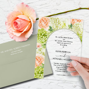 Schicke Blumen Hochzeit in Salbeigrünem Bogen Acryleinladungen
