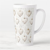 Schicke Creme-Grau-Herzen-Ornamente   Milchtasse (Rechts)