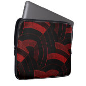 schicke, moderne, stilvolle schwarz-rote Chevrons Laptopschutzhülle (Vorne Rechts)