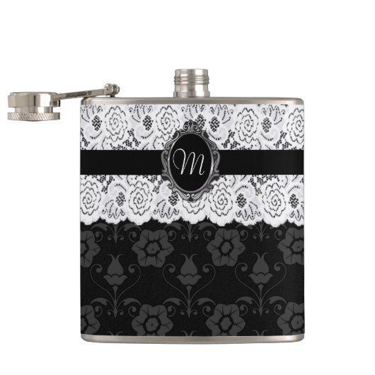 Schicke schwarze und weiße Spitzen-Monogramm-Flasc Flachmann (Geöffnet)