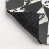 Schicker moderner Goldmarmor und schwarzes Mousepad (Ecke)