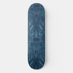 Schickes Blau Art Nouveau Iris Botanisches Muster Skateboard