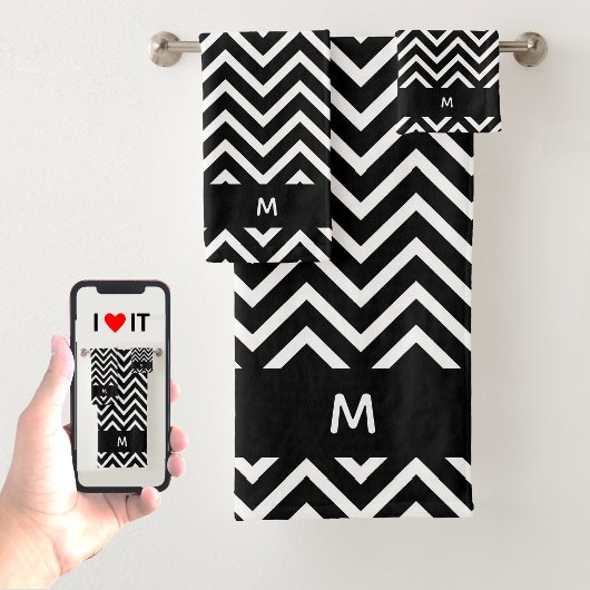Schickes Chevron-Muster auf Schwarz Weiß Monogramm Badhandtuch Set