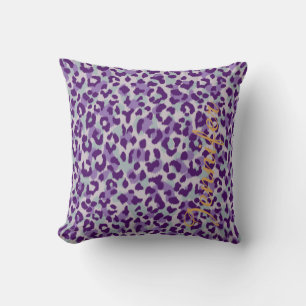 Schickes, farbenfrohes, lila Gepard-Druck-Monogram Kissen
