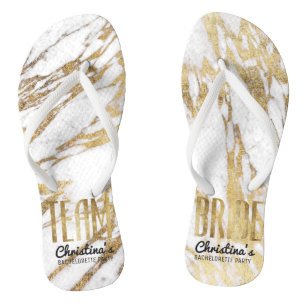 Schickes Gold und weiße Marmorteam-Braut Badesandalen
