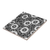 Schickes monochromes Blumenluxusmuster (5) Fliese (Seite)