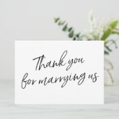 Schickes Skript "danken Ihnen für das Heiraten wir Dankeskarte (Stehend Vorderseite)