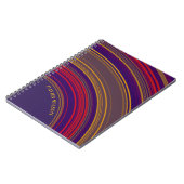Schickes violettes geometrisches Muster Monogramm Notizblock (Linke Seite)