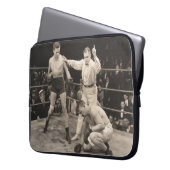 Schiedsrichterzählung im Ringboxen, Vintag Laptopschutzhülle (Vorderseite Links)