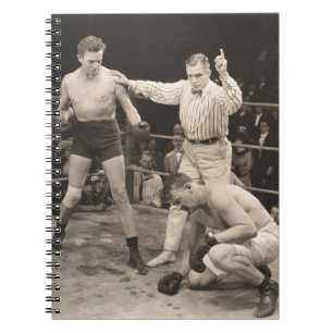 Schiedsrichterzählung im Ringboxen, Vintag Notizblock