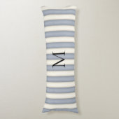 Schiefergraue und antike weiße Streifen Mit Monogr Seitenschläferkissen (Vorderseite Vertikal)