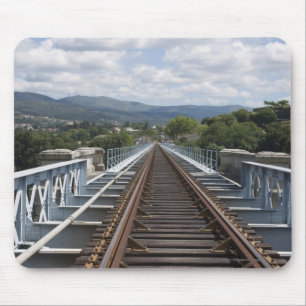 Schienenstränge auf Eiffel-Brücke Mousepad