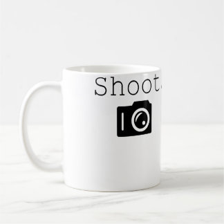 Schießen. Fotografie Fotograf mit Kamera Kaffeetasse