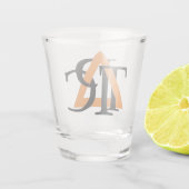 Schießglas mit Triangle-Logo Schnapsglas (Rückseite)