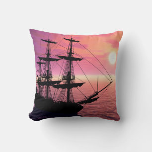 Schiff bei rosa Sonnenuntergang Kissen