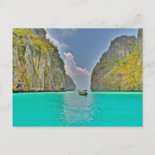 Schiff in der Bucht Kho Phi Postkarte