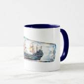 Schiff in einer Flasche Tasse (VorderseiteRechts)