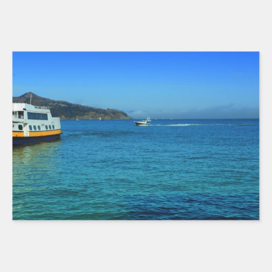 Schiff in Serene Lake Decoupage Hochwertiges Triad Geschenkpapier Set (Vorderseite)