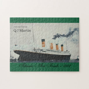 Schiff mit Vintagem Titanic Puzzle