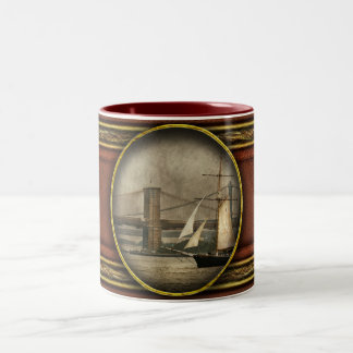 Schiff - Segeln - Clipper City Zweifarbige Tasse