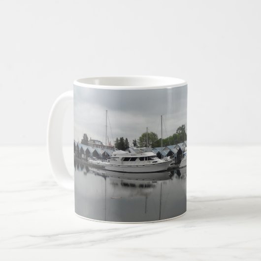 Schiffe im Hafen Kaffeetasse (Vorderseite Links)