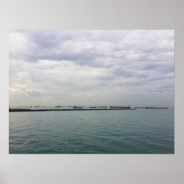 Schiffe in Anchor in Singapur, Straße unter Moody  Poster