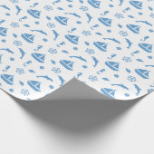 Schiffe und Delphine blaues Muster Geschenkpapier (Ecke)