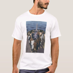 Schiffsartilleriebesatzung in Siegesformation - US T-Shirt
