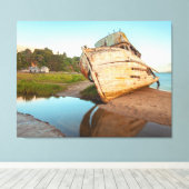 Schiffswrack an der Küste Leinwanddruck (Insitu (Holzboden))
