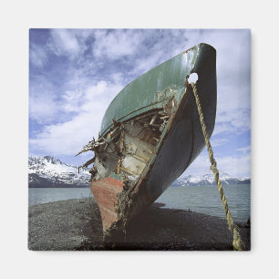 Schiffswrack an der Küste Magnet