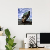 Schiffswrack an der Küste Poster (Heimbüro)