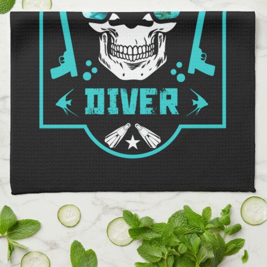 Schiffswrack-Divers Geschirrtuch (Gefaltet)