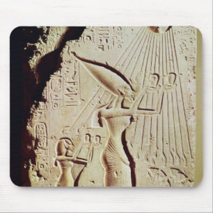 Schilderung von Amenophis IV, von Nefertiti und Mousepad