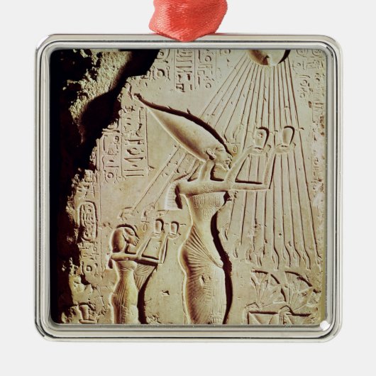 Schilderung von Amenophis IV, von Nefertiti und Ornament Aus Metall (Vorne)
