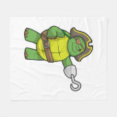 Schildkröte als Pirate mit Hooked-Hand und Augenpf Fleecedecke (Vorderseite (Horizontal))