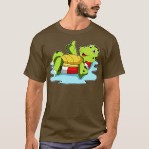 Schildkröte beim Schwimmen in Wasser 2 T-Shirt