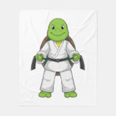 Schildkröte im Kampfsport mit schwarzem Gürtel Fleecedecke (Vorderseite)