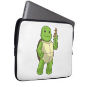 Schildkröte im Schach mit gestapeltem Schach Laptopschutzhülle (Vorne Rechts)