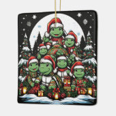 Schildkröte ist glücklich mit Weihnachtsgeschenken Keramikornament (Links)