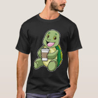 Schildkröte mit Muschel und Kaffee zum Mitnehmen