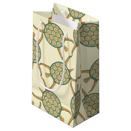 Schildkrötemuster Kleine Geschenktüte (Vorderseite Schrägansicht)