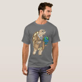 Schildkröten-Geschichtslehrer-Globus T-Shirt (Vorne ganz)