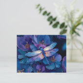 Schillernde Libelle Farbige Blumen Postkarte (Stehend Vorderseite)