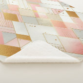 Schimmernde Dreieck-Spektren Sherpadecke (3/4)