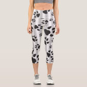 Schimmernde Silber- und Schwarz-Hund-Paw-Drucke Capri Leggings (Vorderseite)