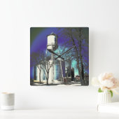 Schimmernder Wasserturm Quadratische Wanduhr (Zuhause)