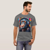 Schimpanse mit Kopfhörern T-Shirt (Vorne ganz)