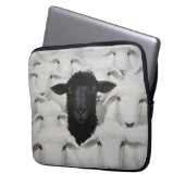 Schlacht der Individualität Laptopschutzhülle (Vorderseite Links)