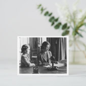 Schlacht um Großbritannien & The Blitz: #35 Radio  Postkarte (Stehend Vorderseite)