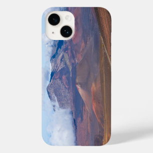 Schlackenkegel und Berge im Haleakala-Krater Case-Mate iPhone 14 Hülle
